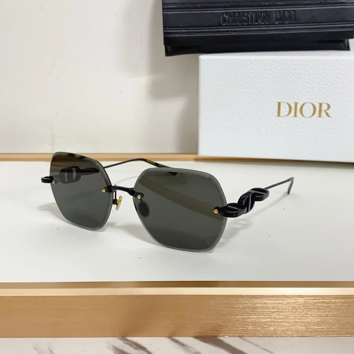 디올 선글라스 72717 Dior Sunglasses 상세 이미지 2