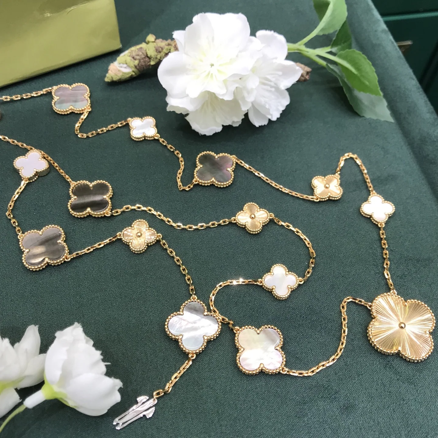 반클리프앤아펠 목걸이 63723 Van Cleef & Arpels Necklace 상세 이미지 4