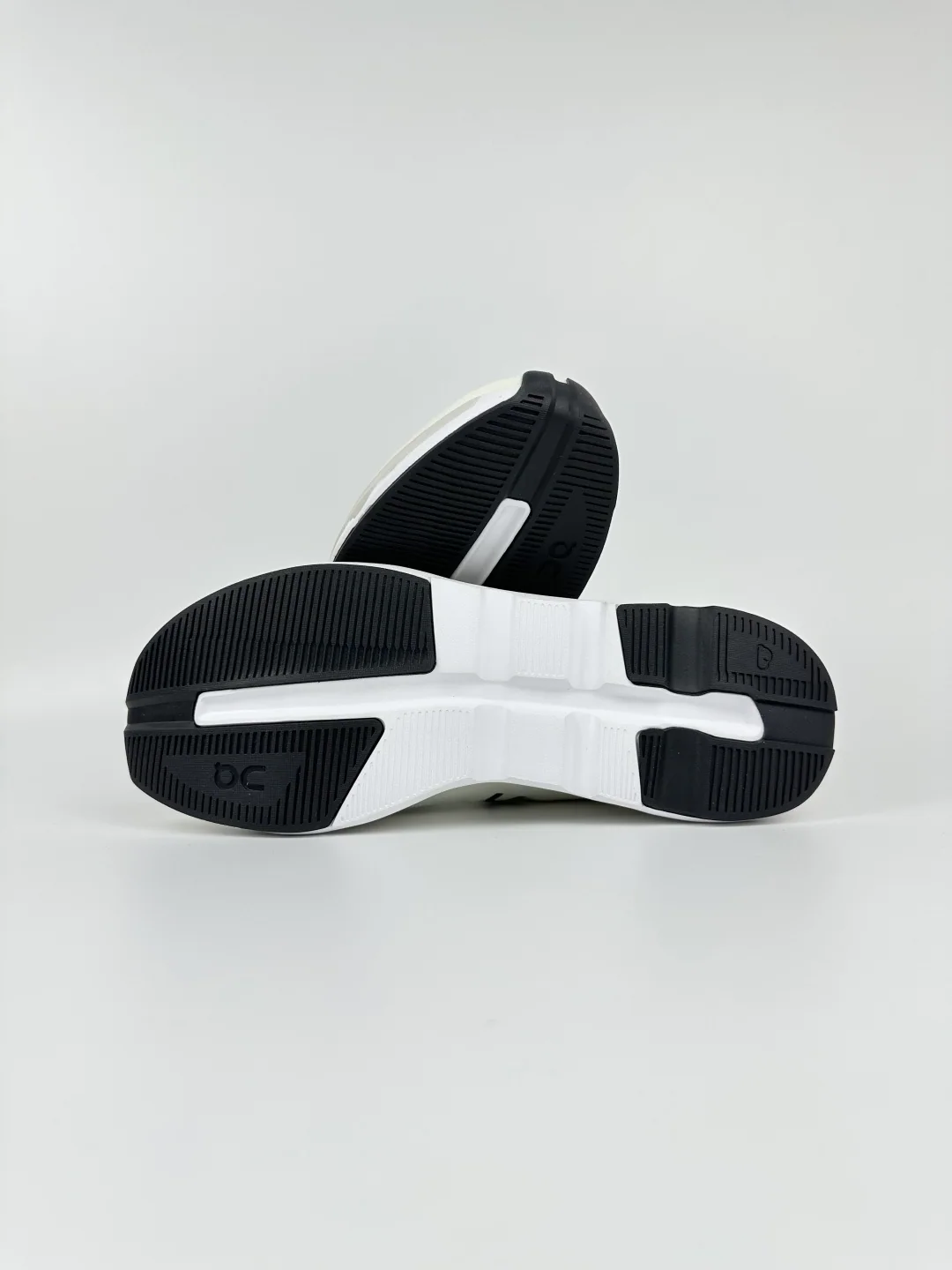 ON 신발 상세 이미지 5