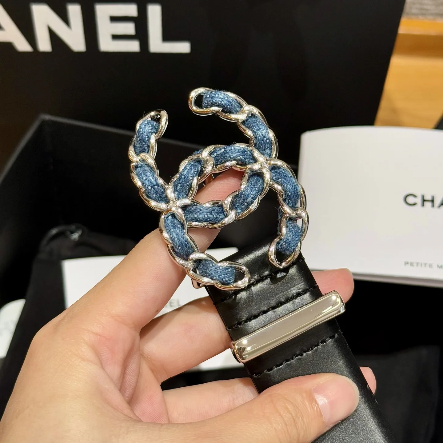 샤넬 더블 C 버클 카프스킨 가죽 벨트 상세 이미지 7