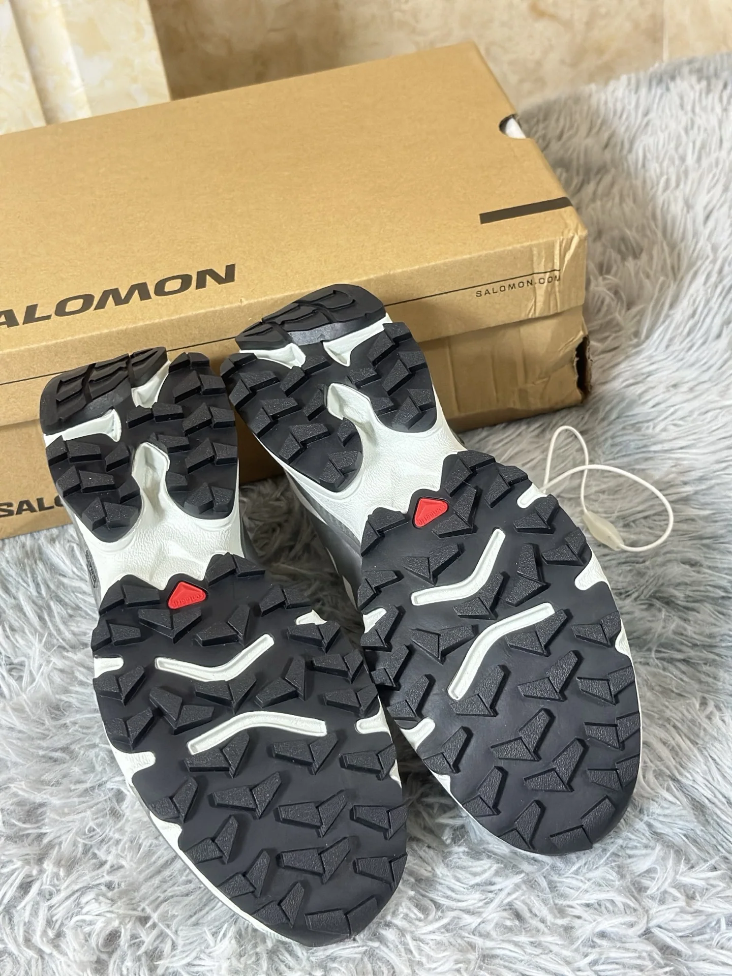 살로몬 XT-4 OG 남성 신발 상세 이미지 9