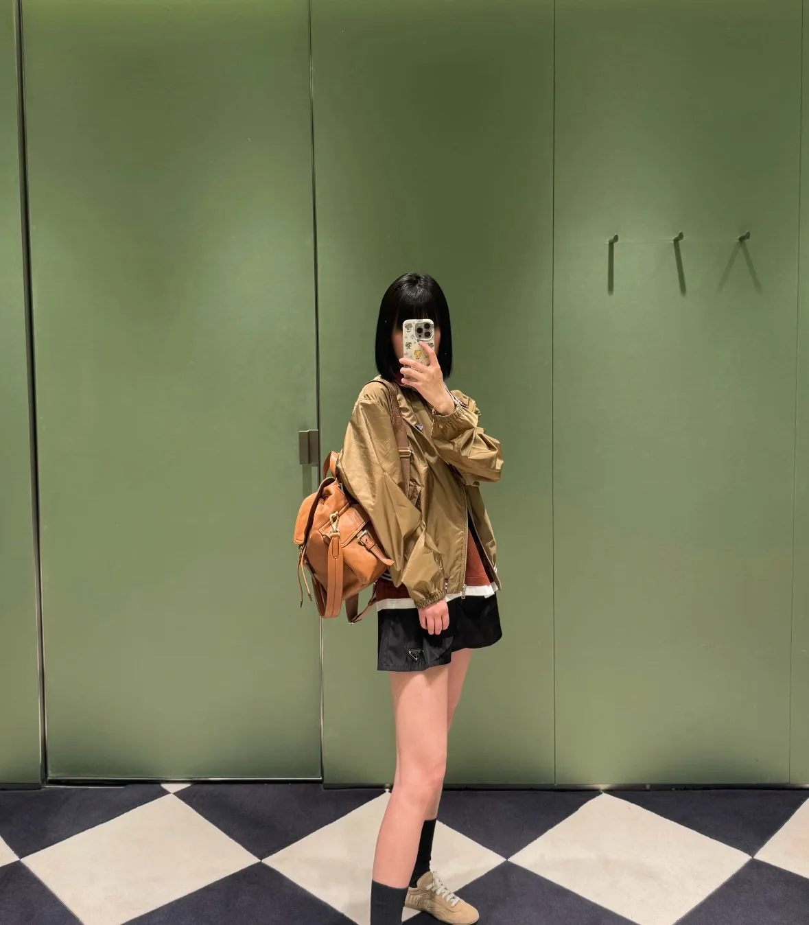 미우미우 카키 워크웨어 재킷 세트 상세 이미지 9
