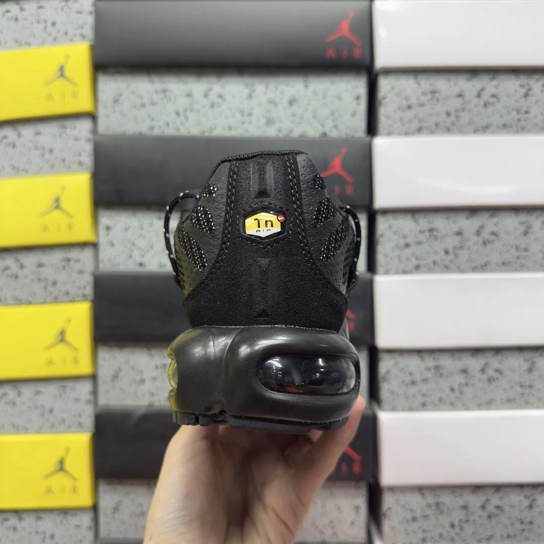 나이키 [BD] 에어 맥스 플러스 FD0670-001 201901 Nike Air Max Plus Toggle Black Reflective 상세 이미지 7