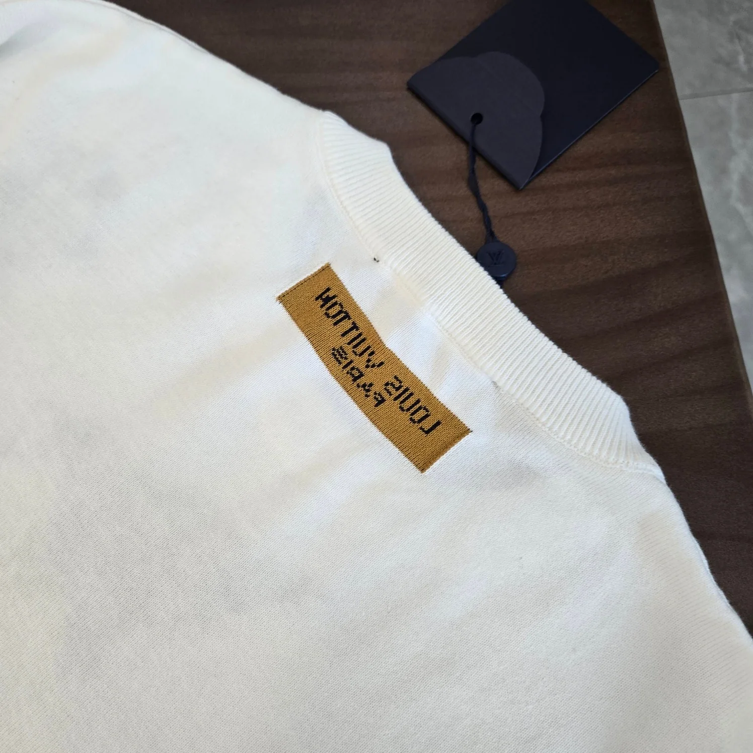 루이비통 로고 프린트 코튼 반팔 티셔츠 837 상세 이미지 6