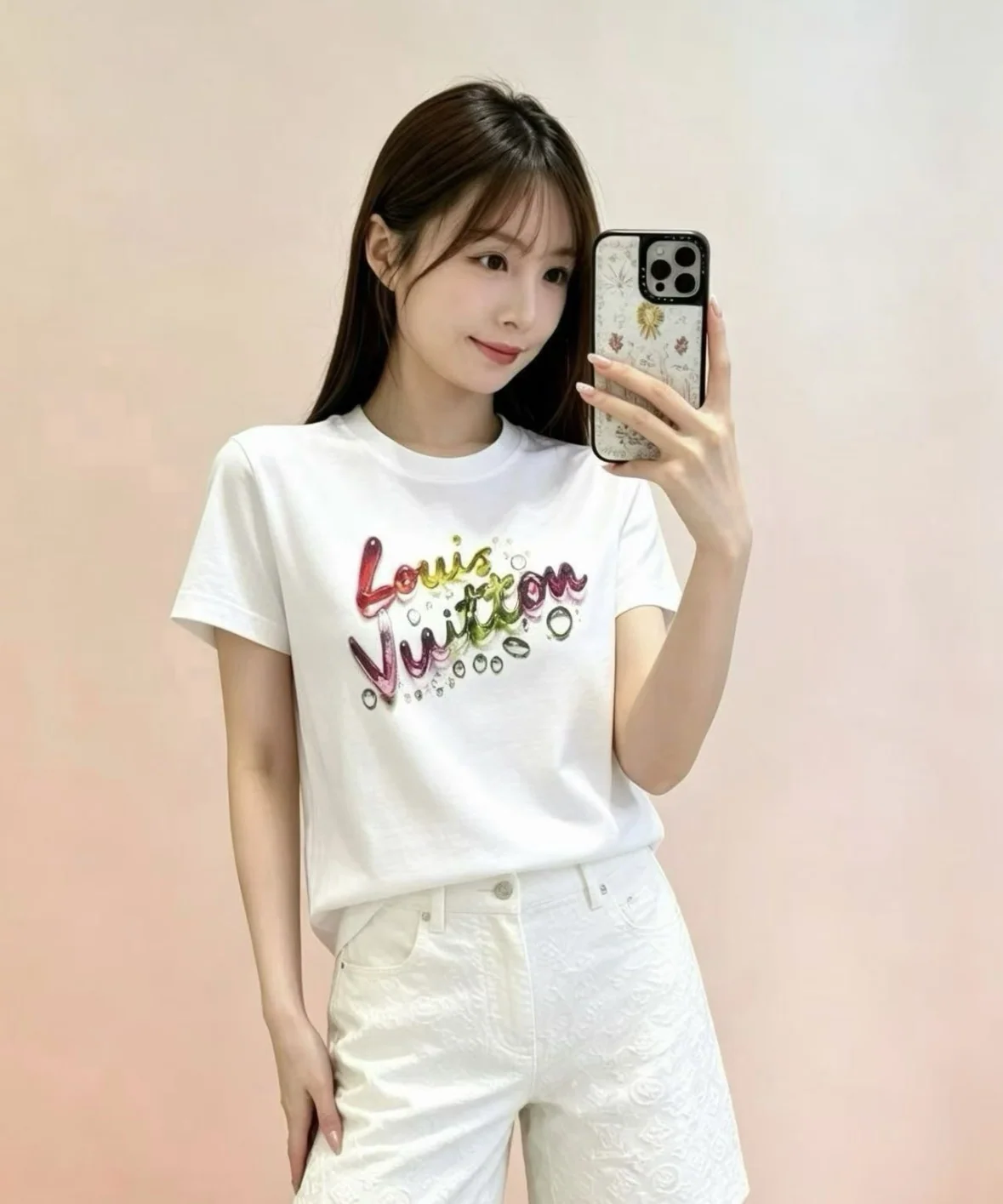 루이비통 여성 그라데이션 반팔 티셔츠 상세 이미지 3
