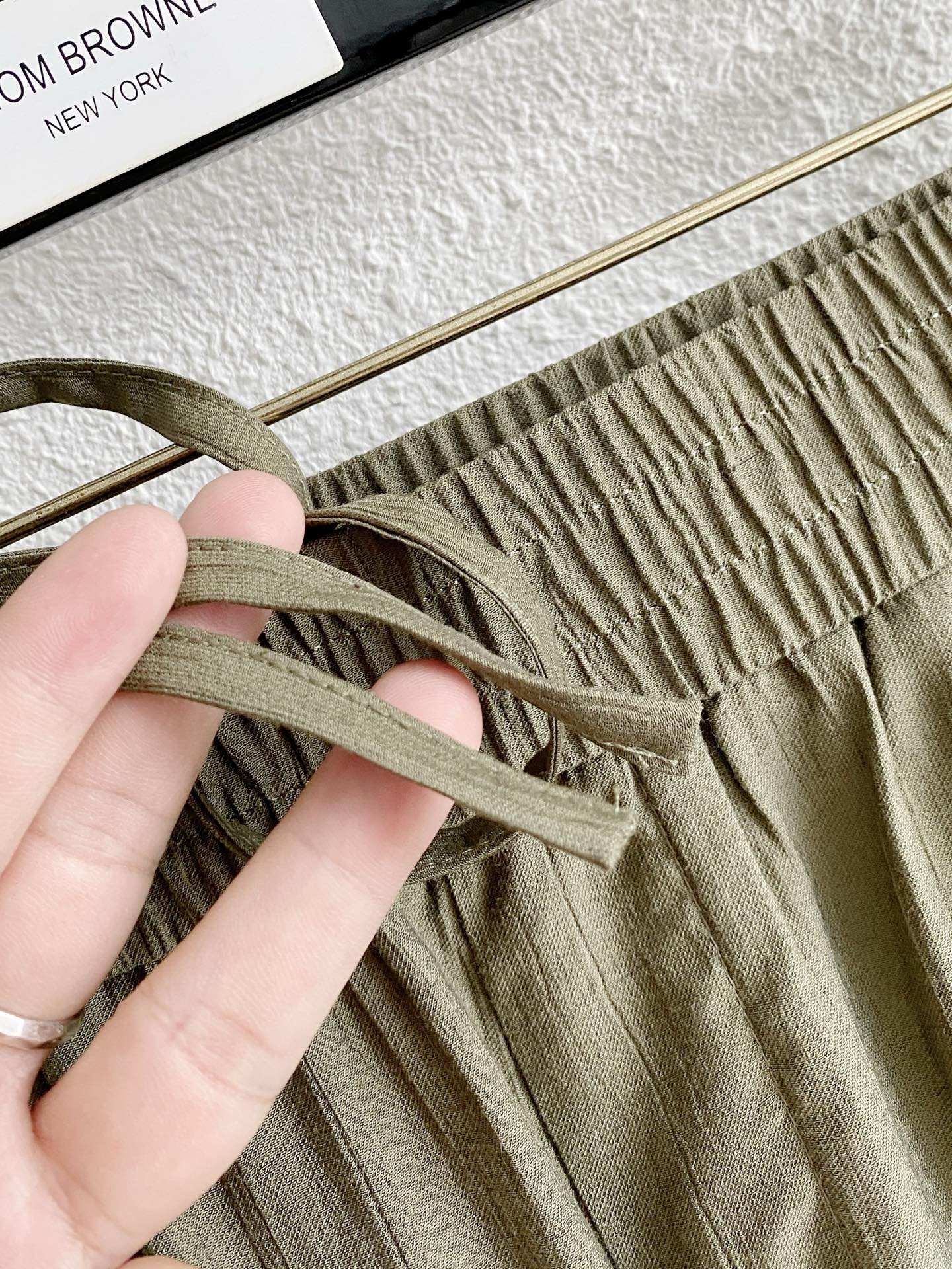 로로피아나 고밀도 텐셀 린넨 남성 바지 상세 이미지 6