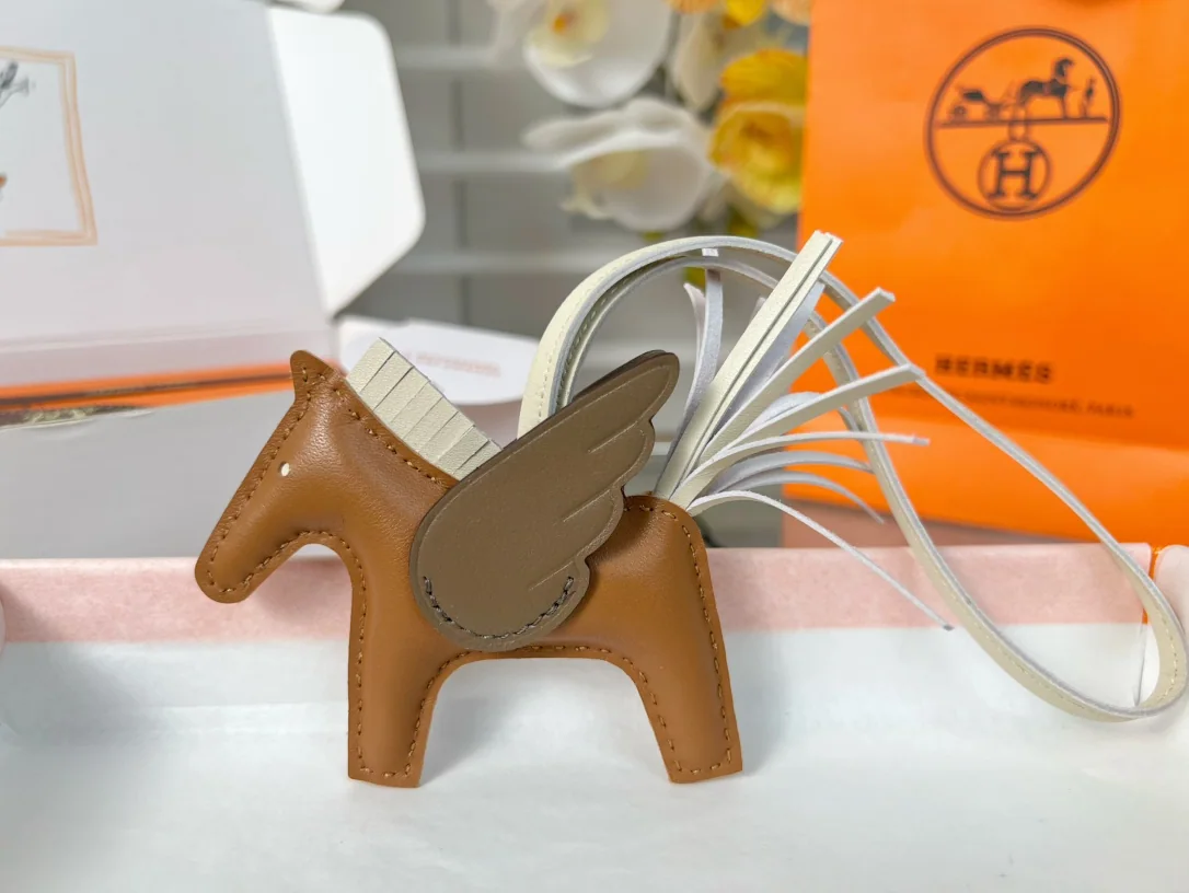 에르메스 페가수스 램스킨 키링 124374