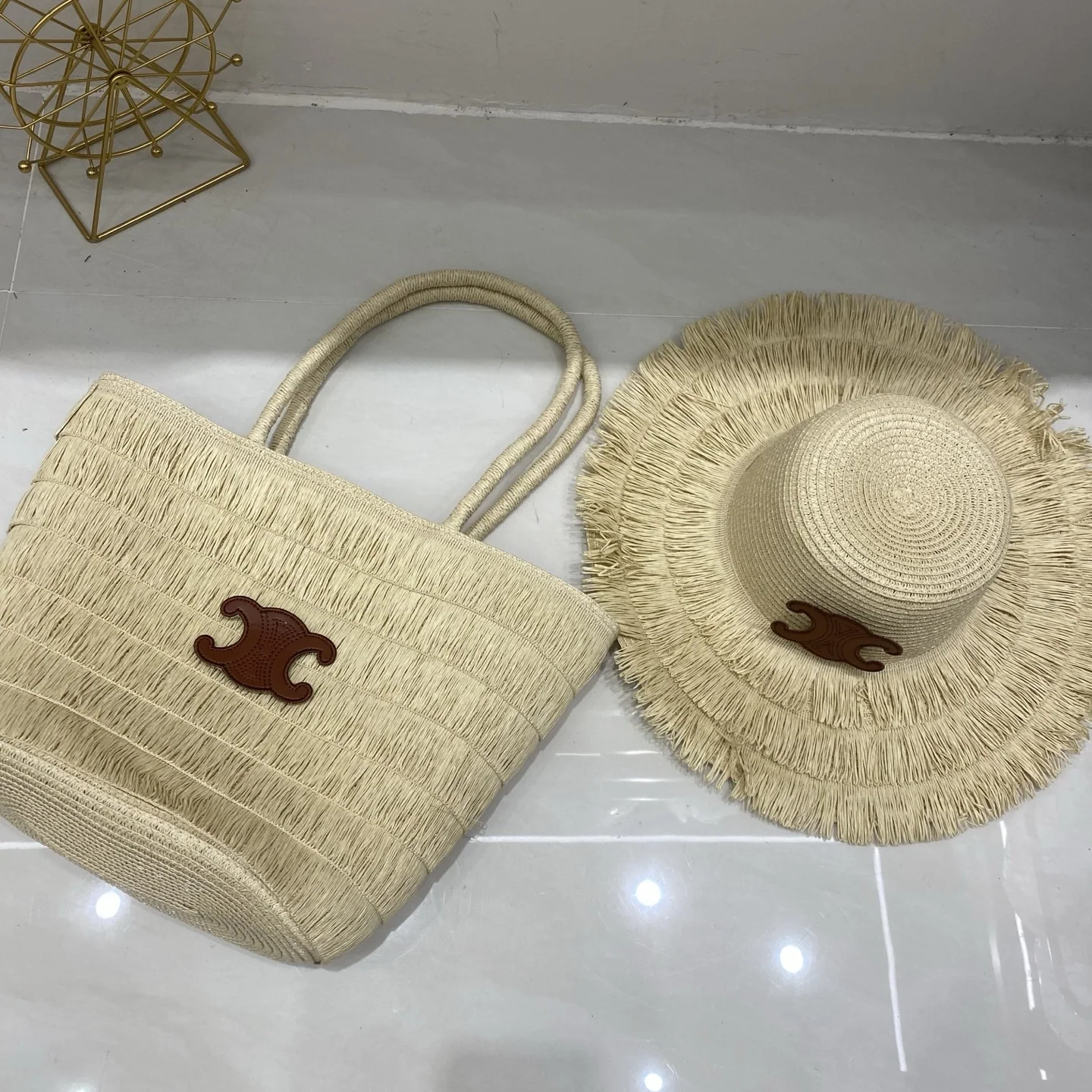 셀린느 모자 상세 이미지 2