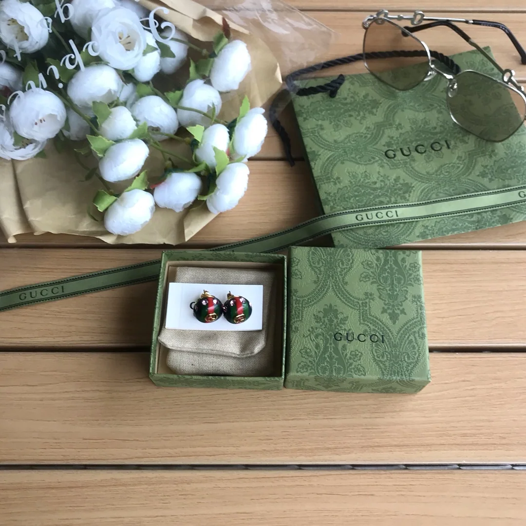 구찌 빈티지 펠린느 에나멜 귀걸이 55913