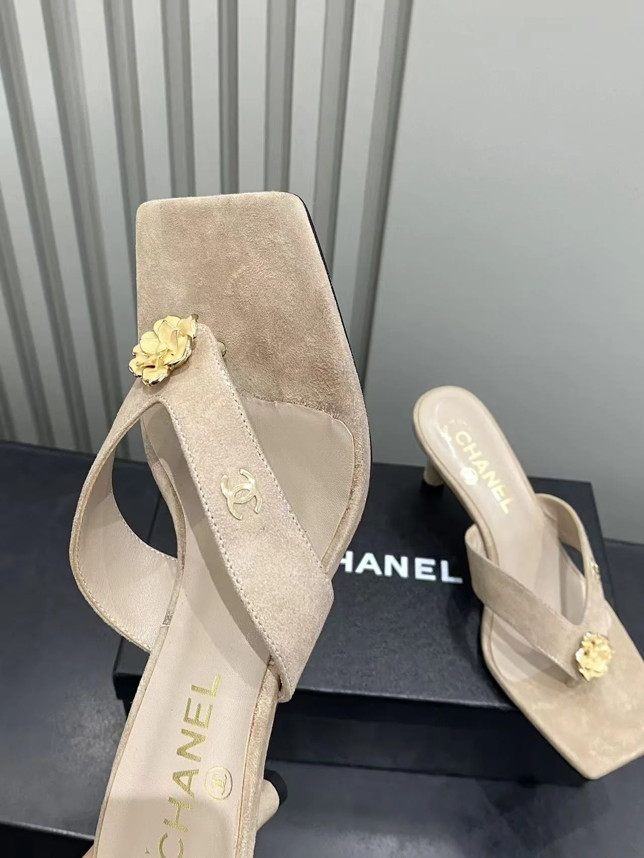 샤넬 카멜리아 스퀘어토 플립플랍 143719 Chanel 상세 이미지 5