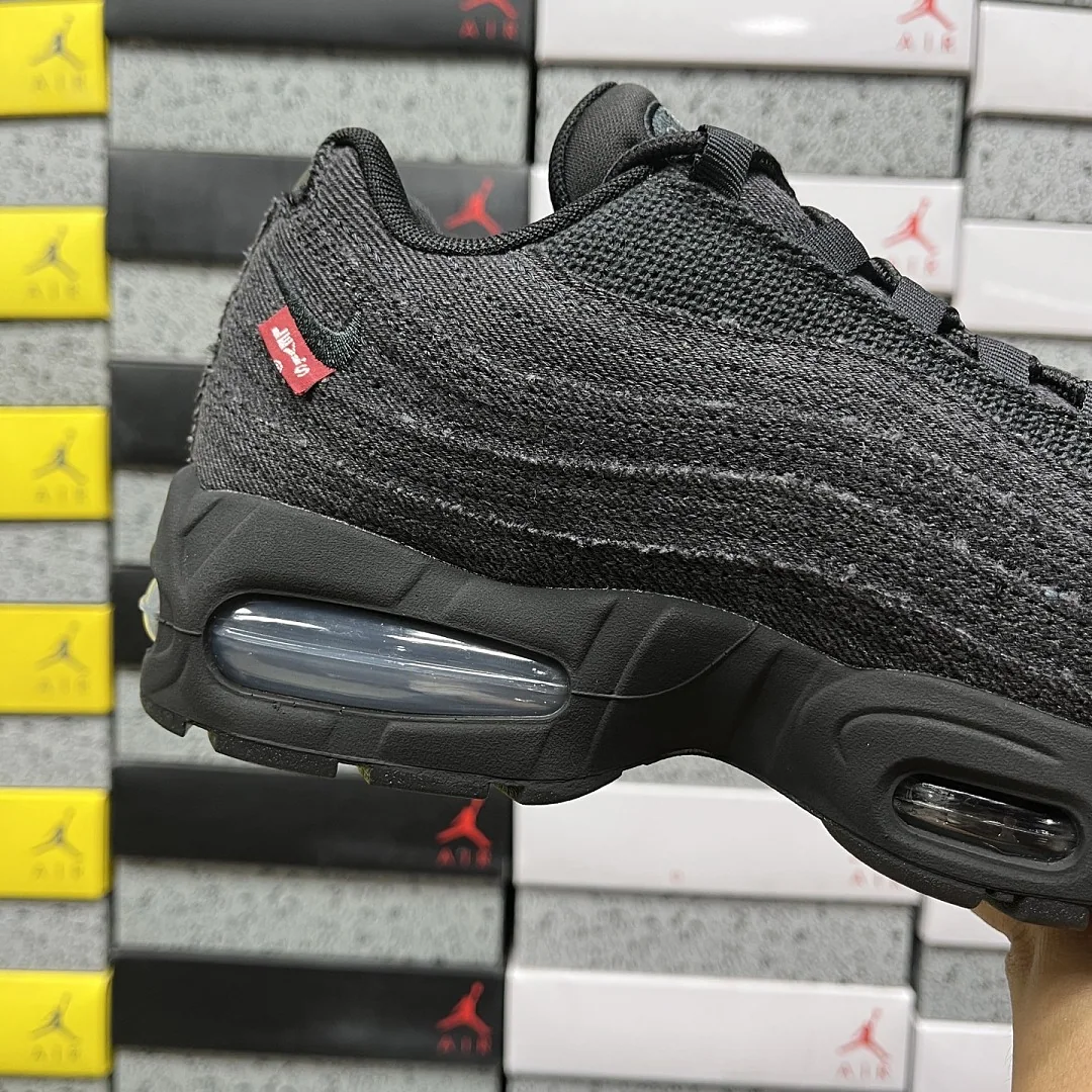 나이키 [GX] 에어 맥스 95 OG HM4743-001 201545 Nike Air Max 95 OG Black 상세 이미지 9