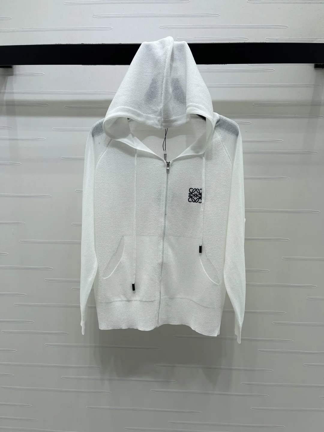 로에베 울 혼방 메시 후드 지퍼 여성 가디건 상세 이미지 3