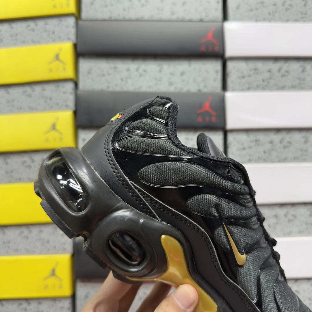 나이키 [BD] 에어 맥스 플러스 852630-001 201840 Nike Air Max Plus 상세 이미지 4