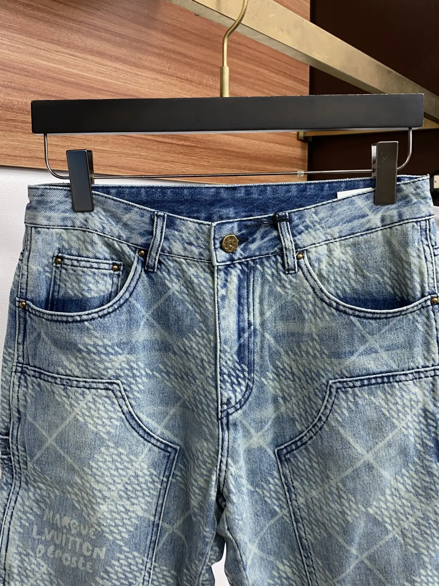 루이비통 남성 반바지 65824 Louis Vuitton Shorts 상세 이미지 3