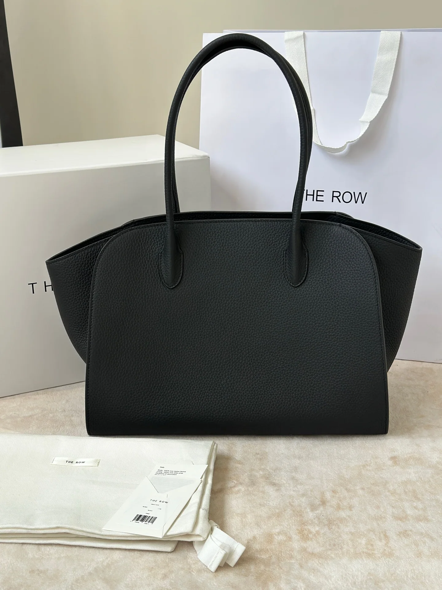 더로우 마를로 튜브 핸들 가방 상세 이미지 1