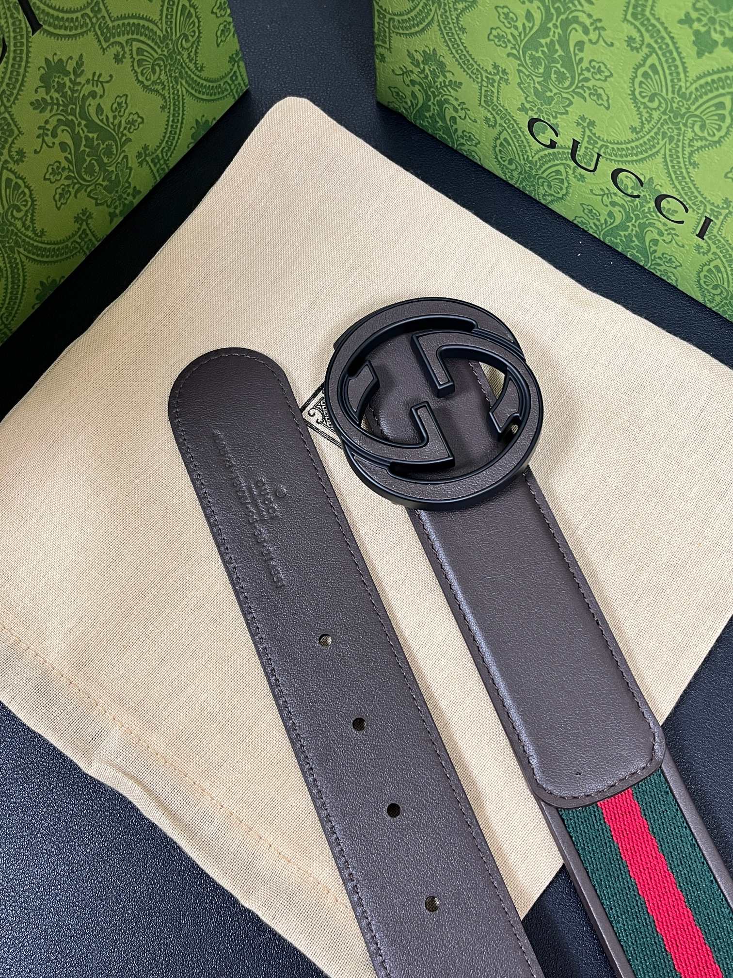 구찌 리버시블 인터로킹 더블 G 벨트 상세 이미지 3