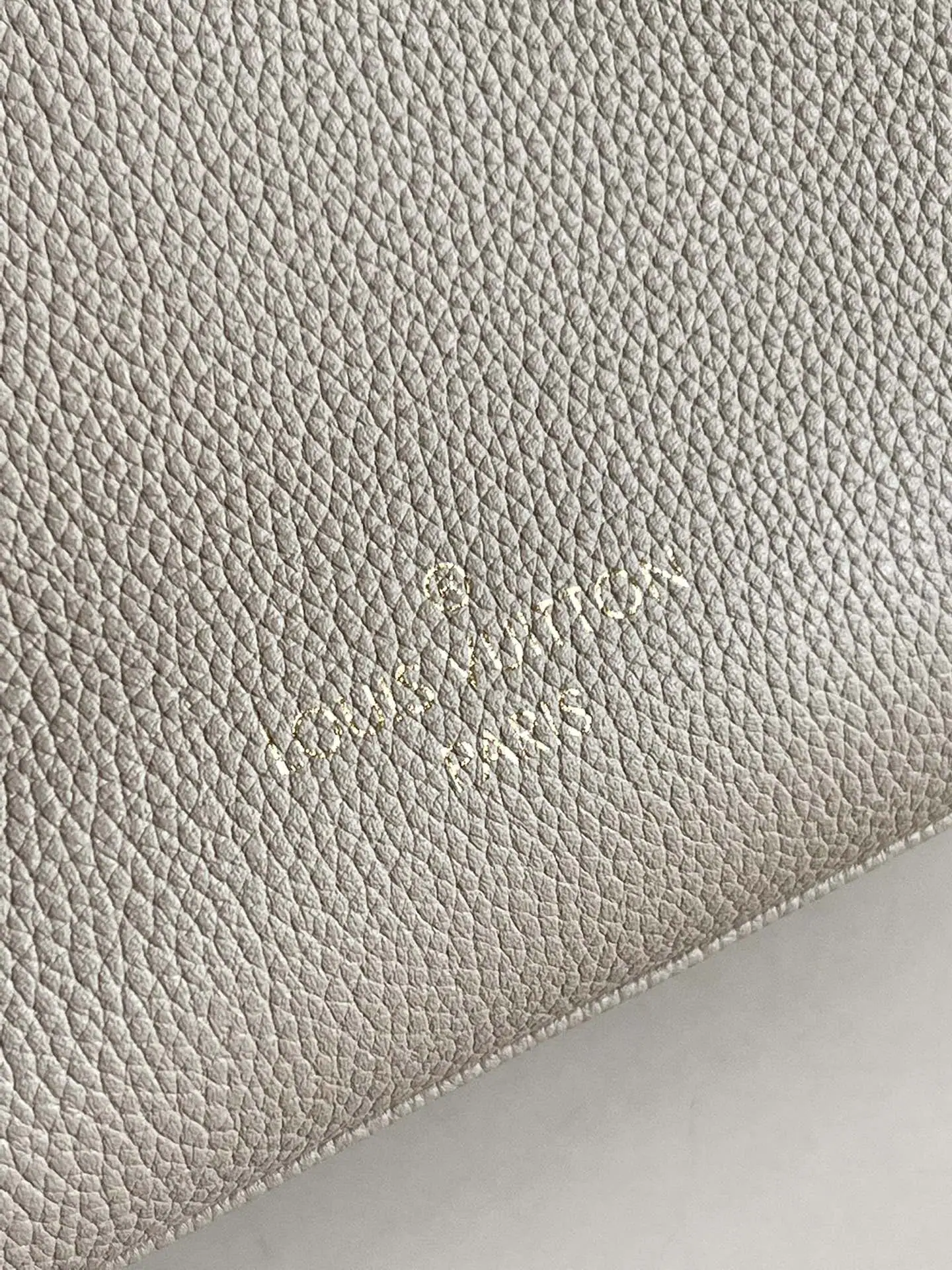 루이비통 M57730 그레이 스몰 핸드백 상세 이미지 3