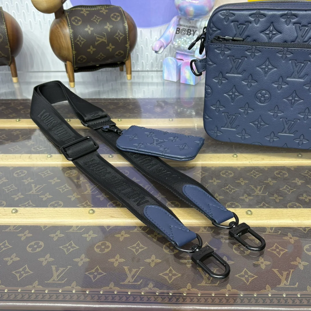 루이비통 모노그램 엠보 소가죽 트리오 메신저백 M46602 상세 이미지 9