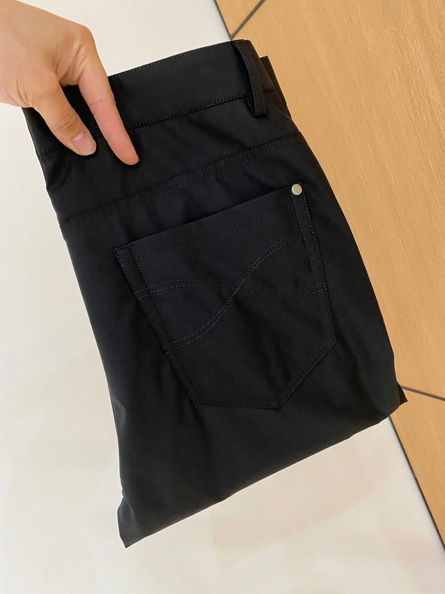 브루넬로쿠치넬리 남성 린넨 바지 상세 이미지 10