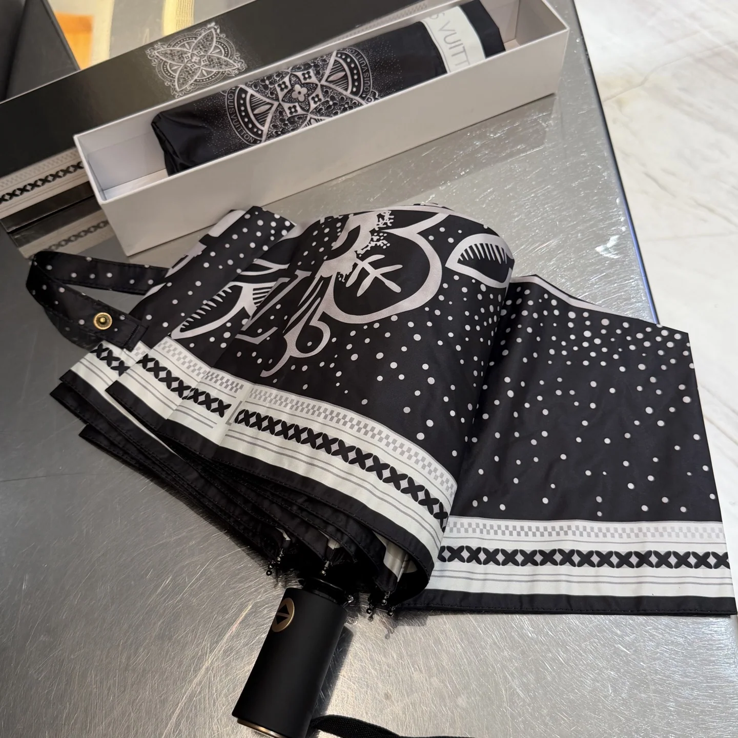 루이비통 우산 85751 Louis Vuitton Umbrella 상세 이미지 3