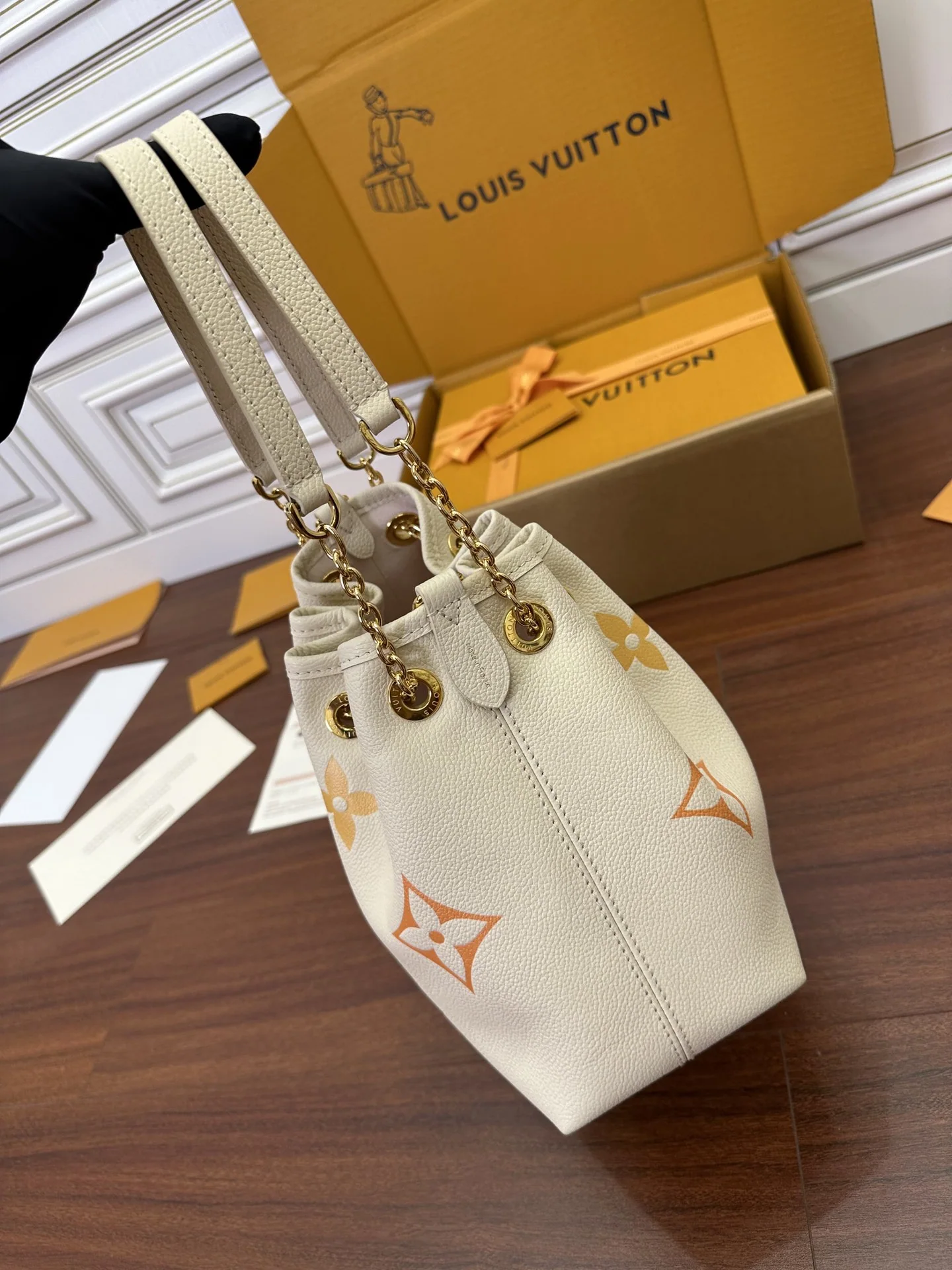 루이비통 M46545 가방 상세 이미지 9