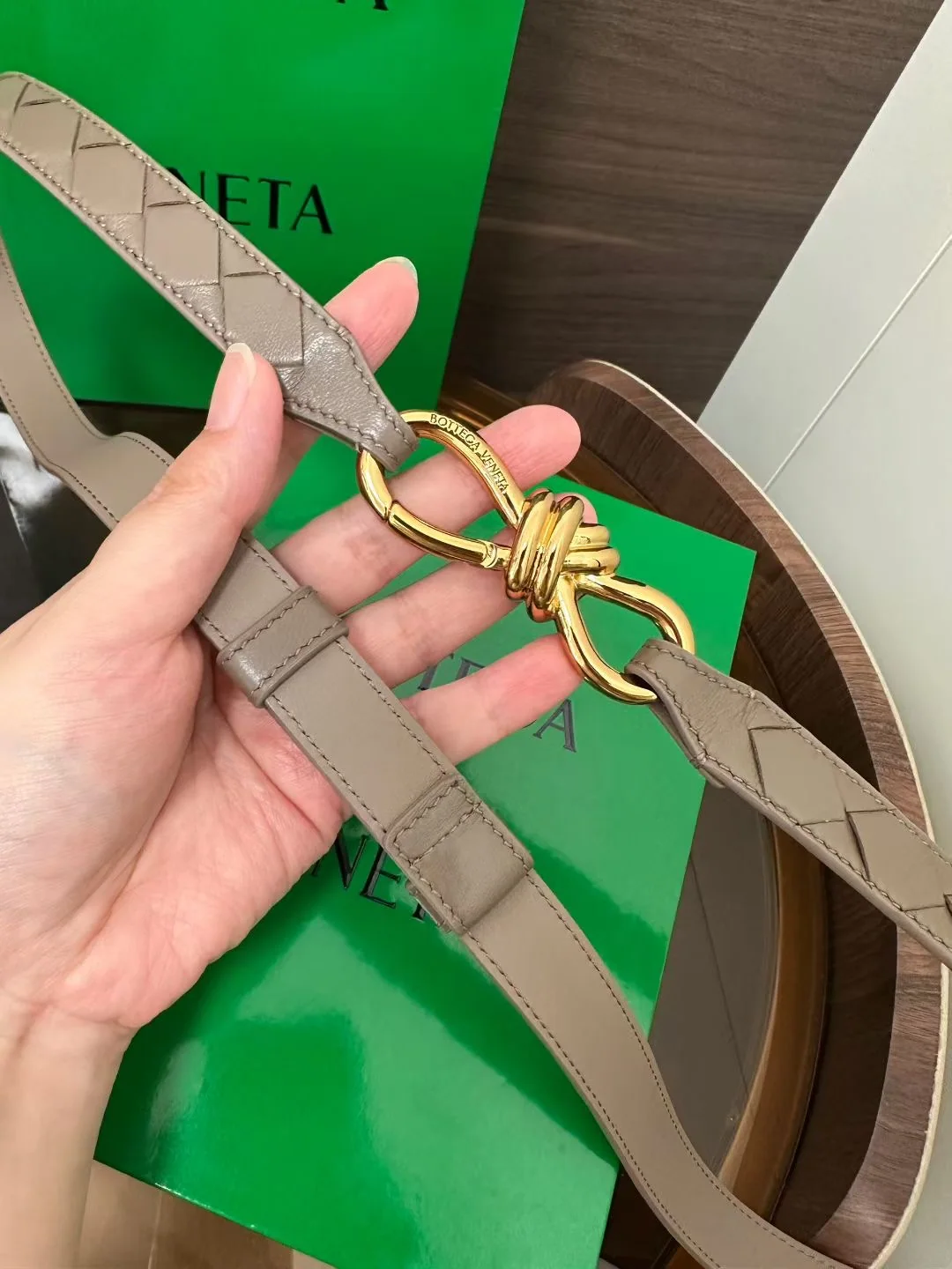 보테가베네타 안디아노 여성용 인트레치오 직조 벨트 상세 이미지 6
