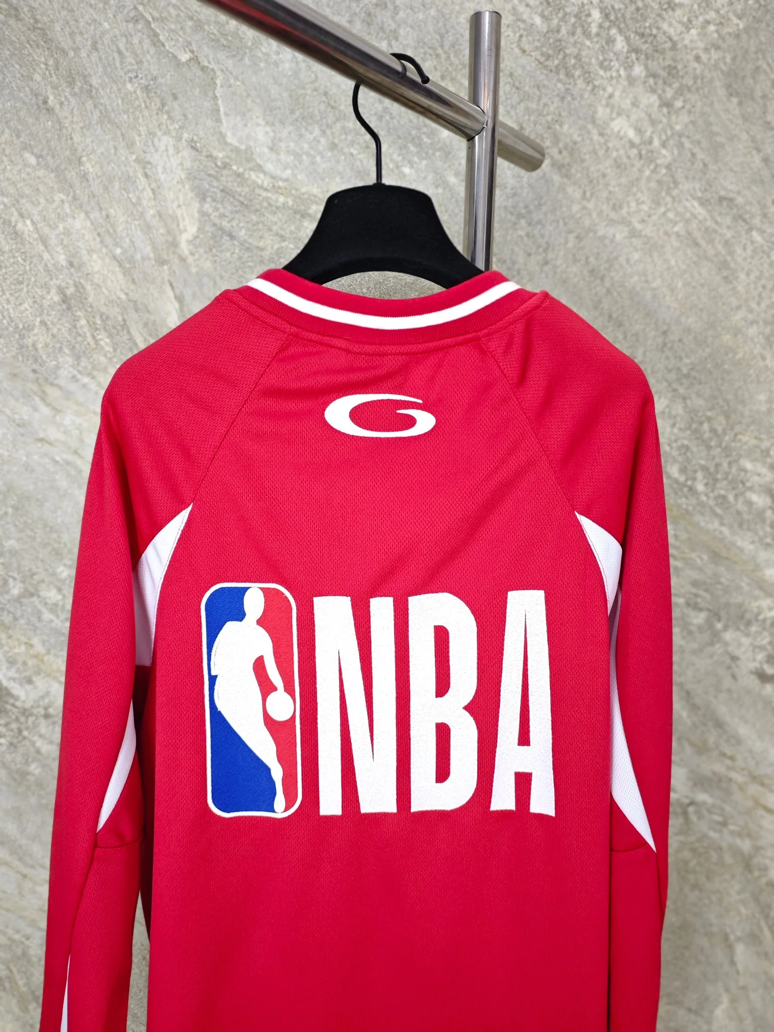 발렌시아가 NBA 콜라보 자수 메시 긴팔 티셔츠 2026 SS 상세 이미지 6