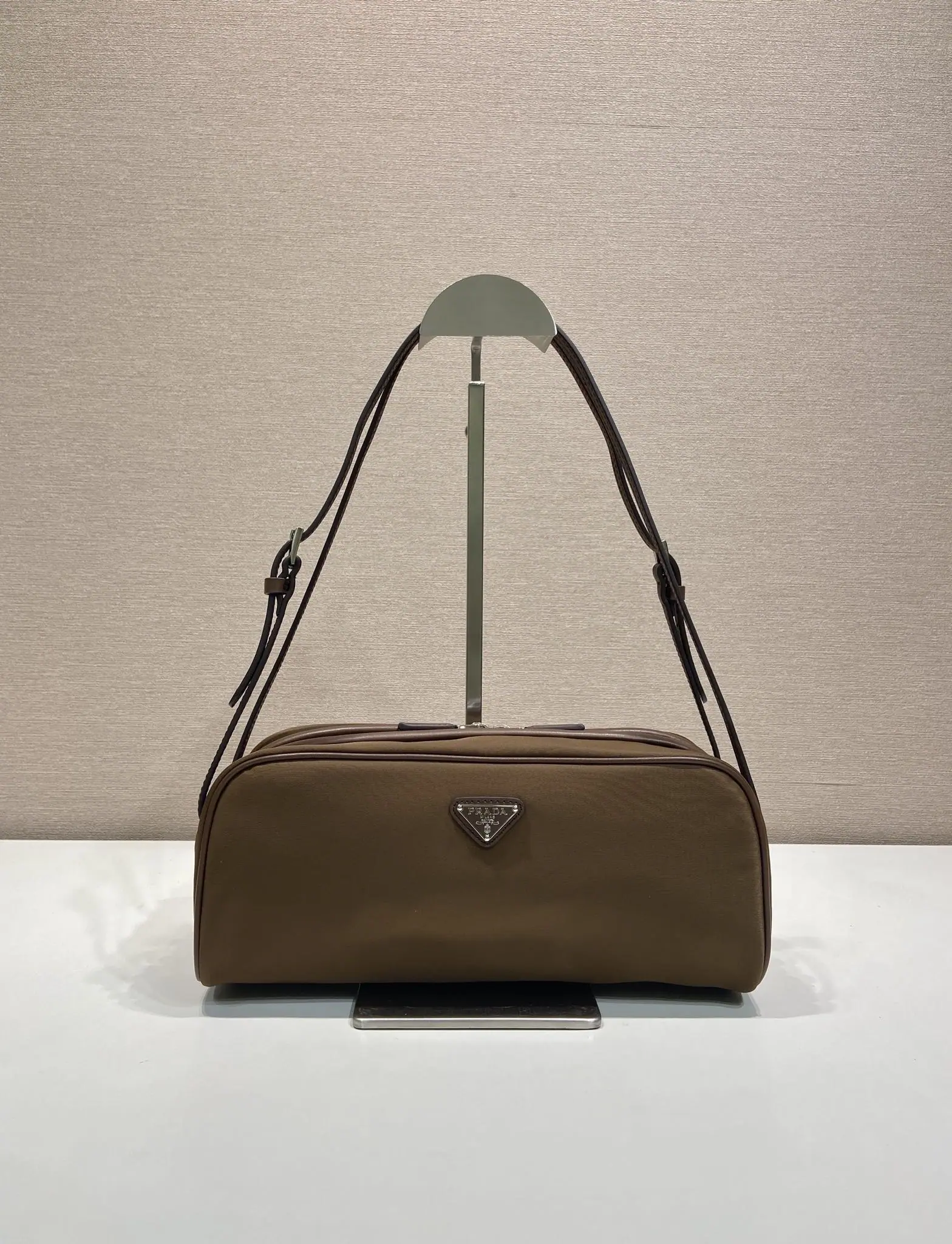 프라다 나일론 볼링백 1BC249