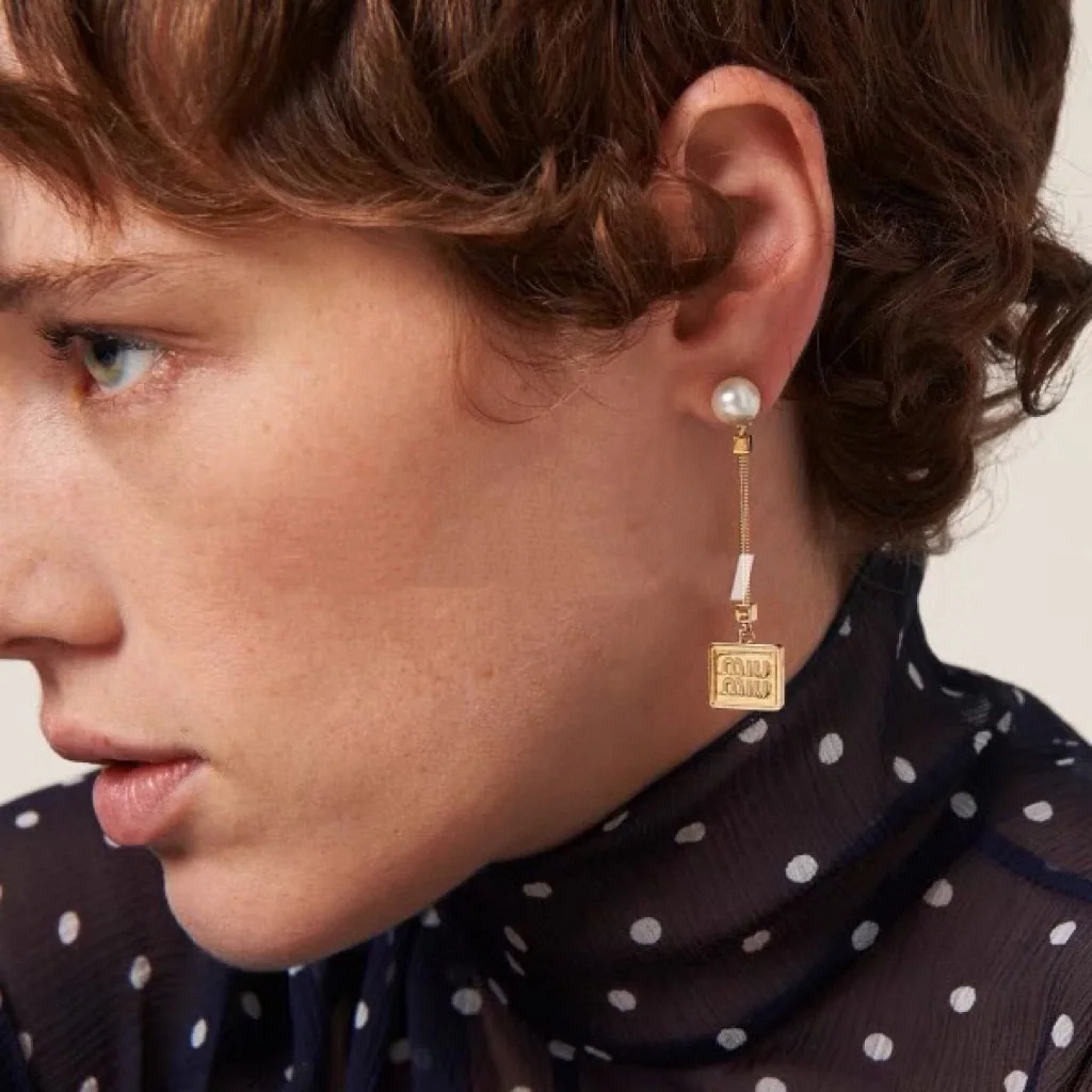 미우미우 귀걸이 61107 Miu Miu Earrings 상세 이미지 2