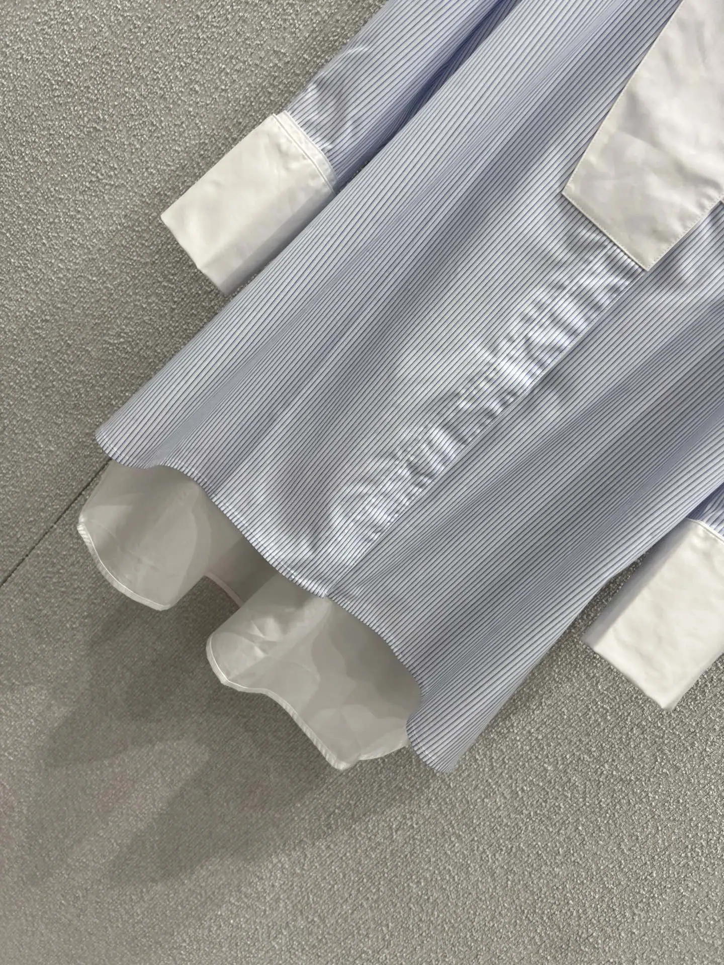 로에베 컬러 블록 스트라이프 롱 셔츠 원피스 상세 이미지 5