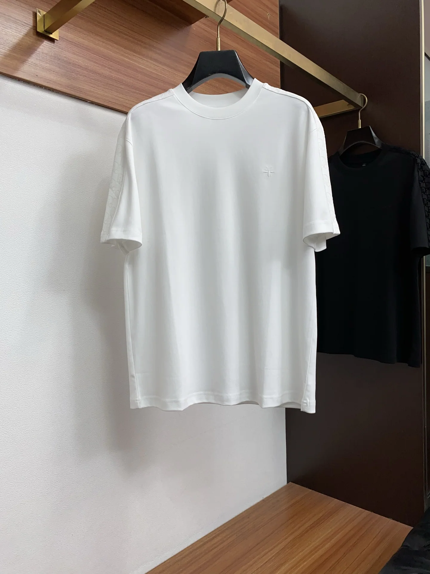 디올 크루넥 남성 반팔 티셔츠 148693