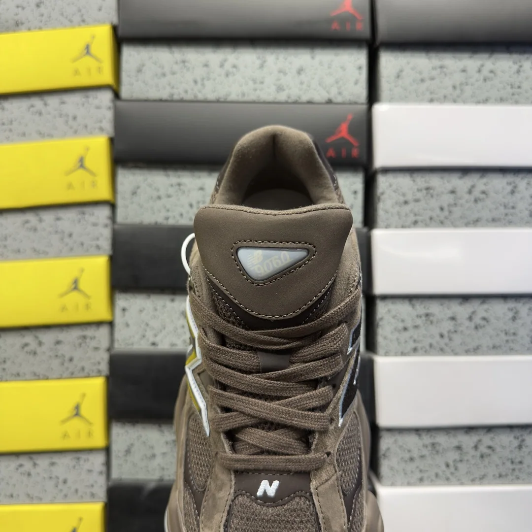 뉴발란스 [C] 9060 U9060622 202248 New Balance 9060 Brown Ice 상세 이미지 2