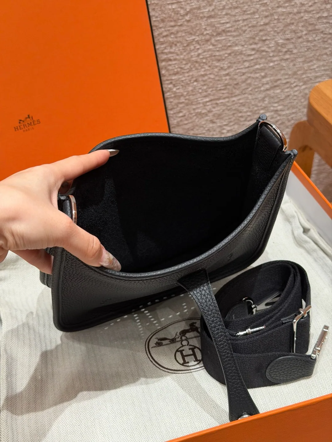 에르메스 에블린 23 cm 가방 상세 이미지 6