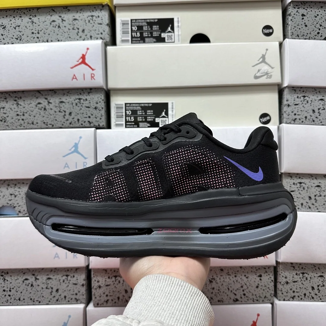 나이키 [5A] 보메로 프리미엄 블랙 퍼플 HQ2050-002 201635 Nike Vomero Premium 상세 이미지 5