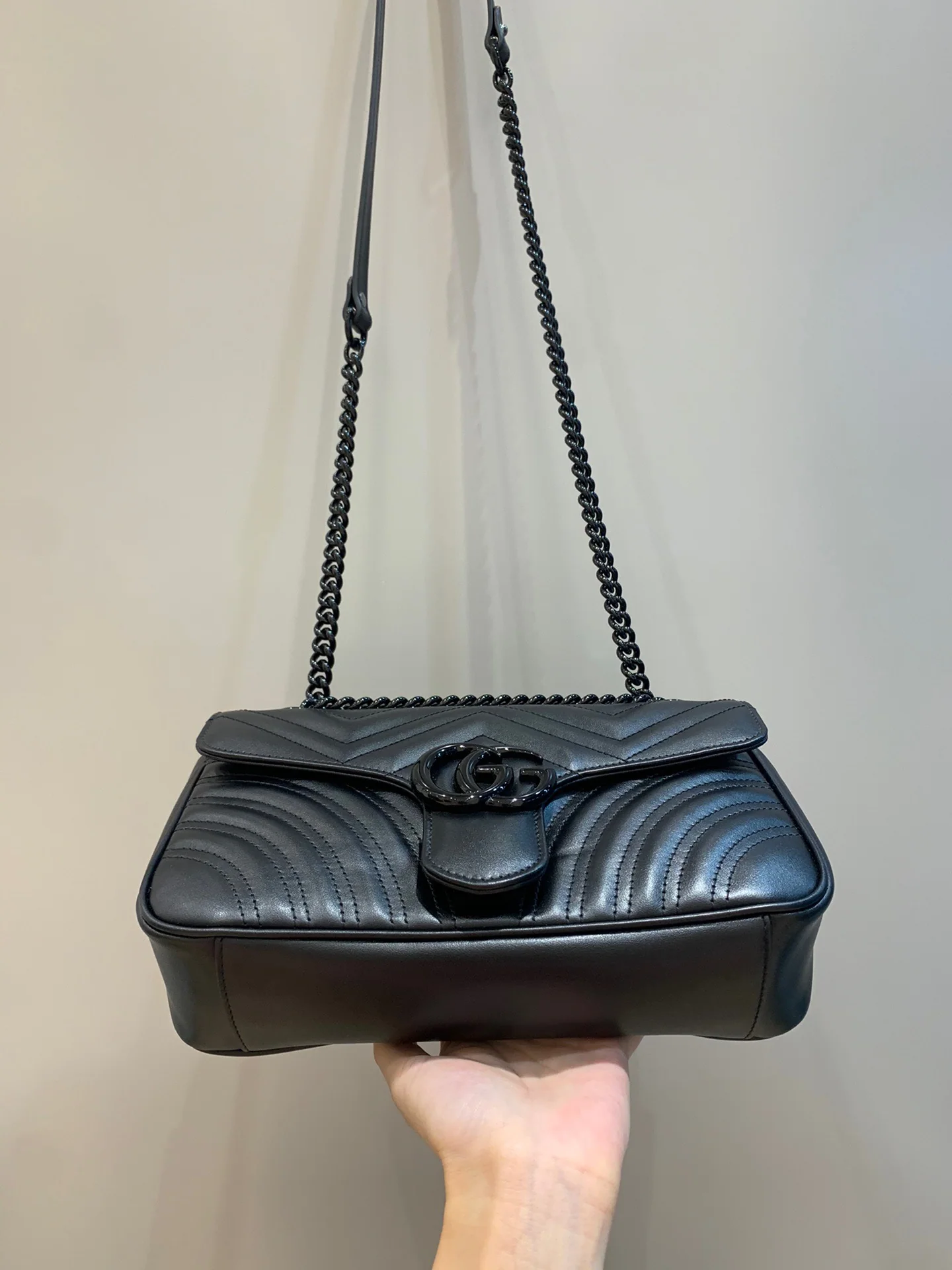 구찌 마카롱 블랙 가죽 숄더백 26CM443497 상세 이미지 5