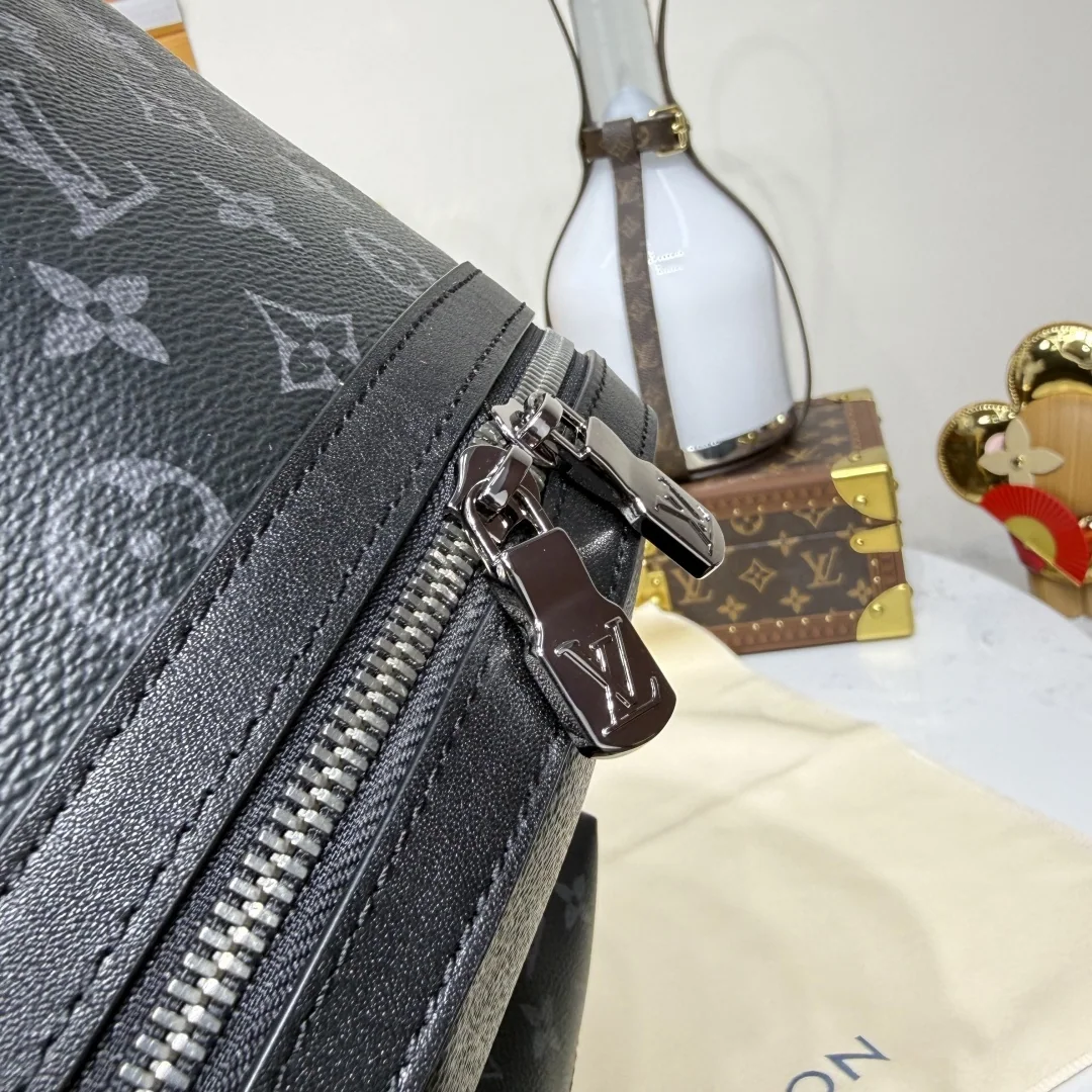 루이비통 디스커버리 백팩 M22558 상세 이미지 7