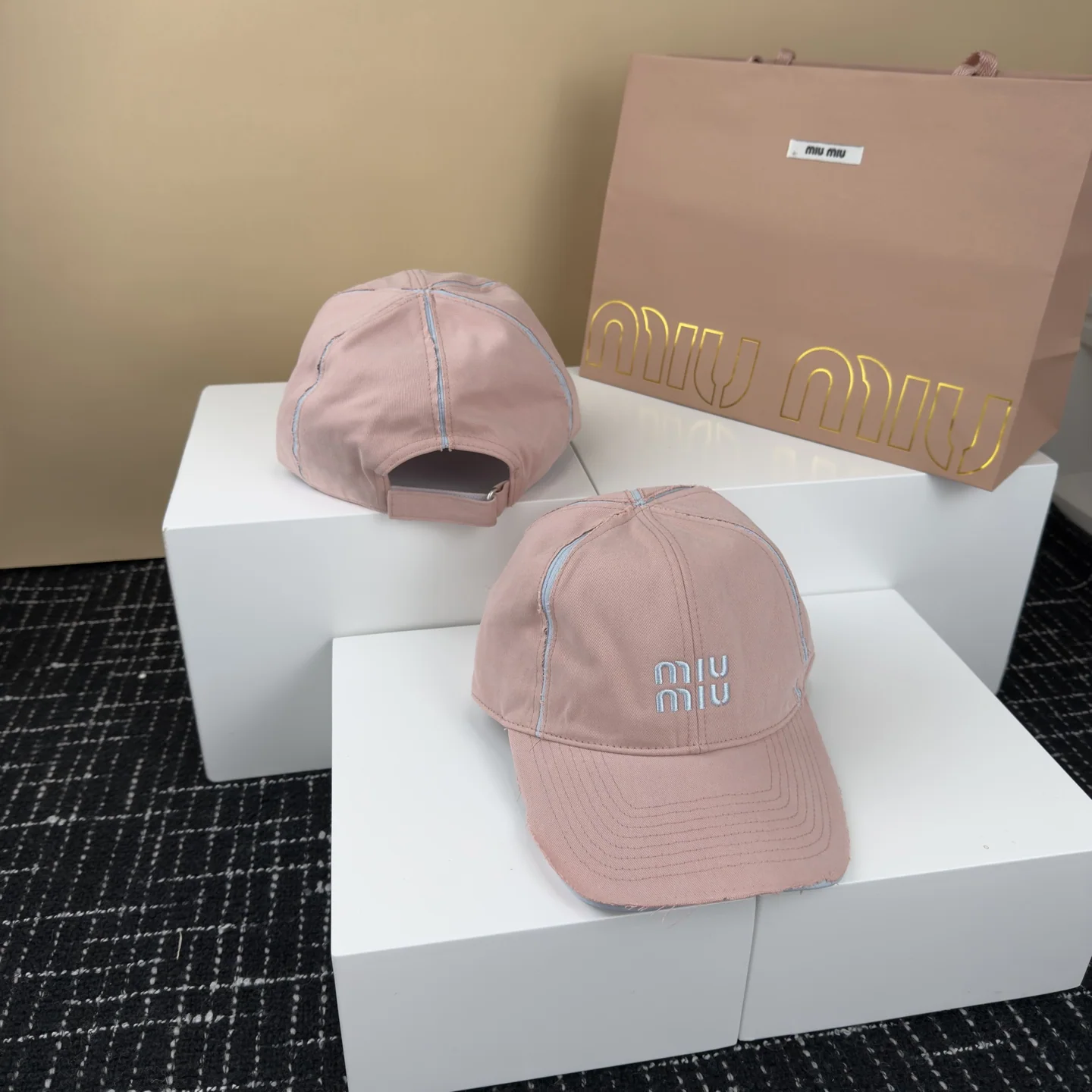 미우미우 베이스볼 캡 118743