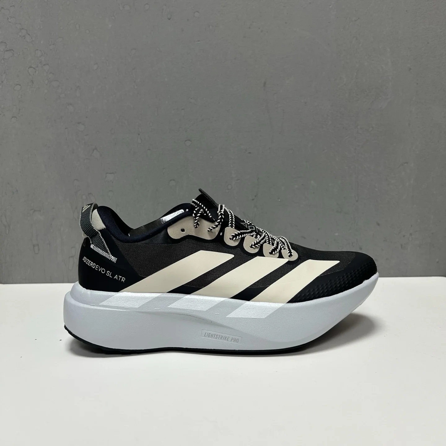 아디다스 신발 157704 Adidas Sneakers 상세 이미지 7