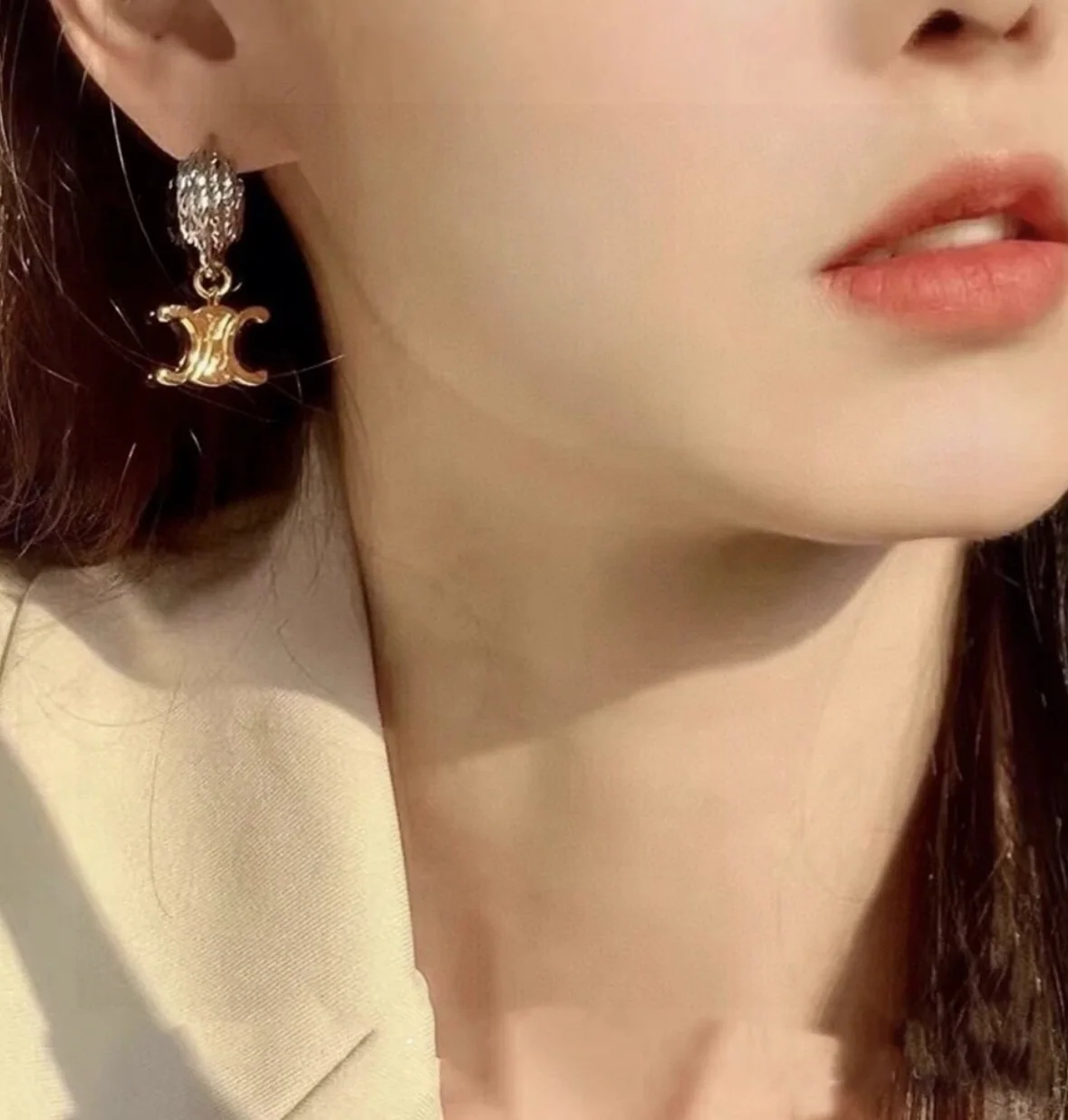 셀린느 투톤 귀걸이 상세 이미지 2