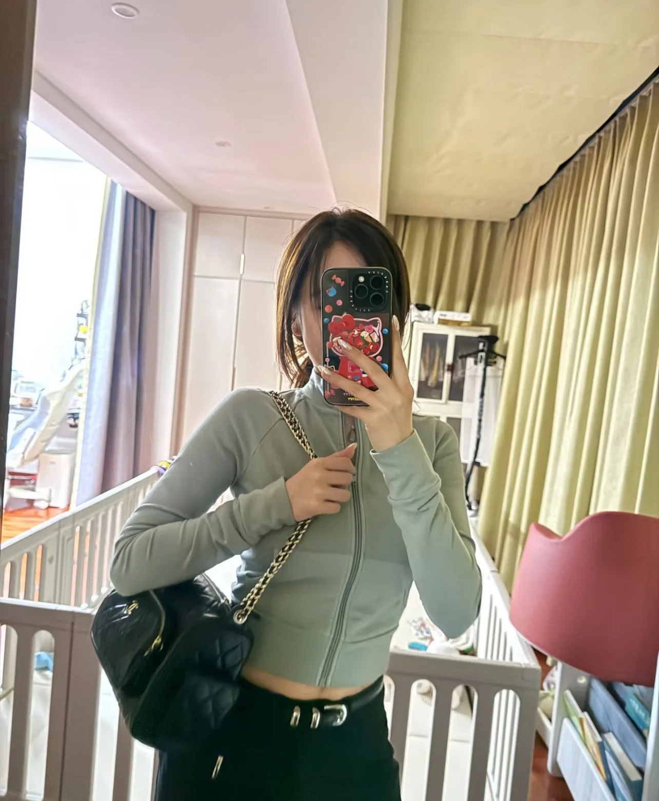 샤넬 24 K 왁스램스킨 멀티 포켓 카메라백 미니 라지 가방 24 K 상세 이미지 8
