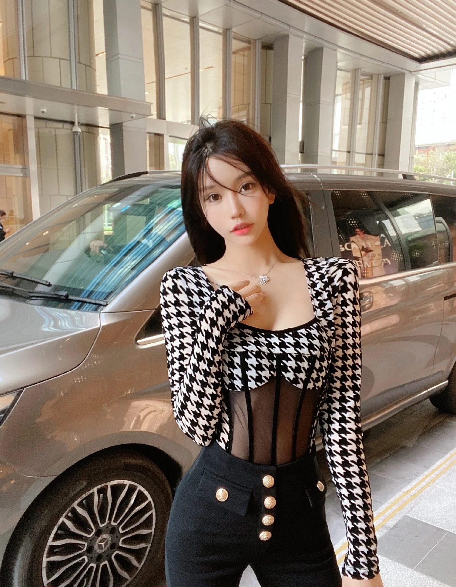 디올 장미 모티브 다이아몬드 스털링 실버 목걸이 상세 이미지 2