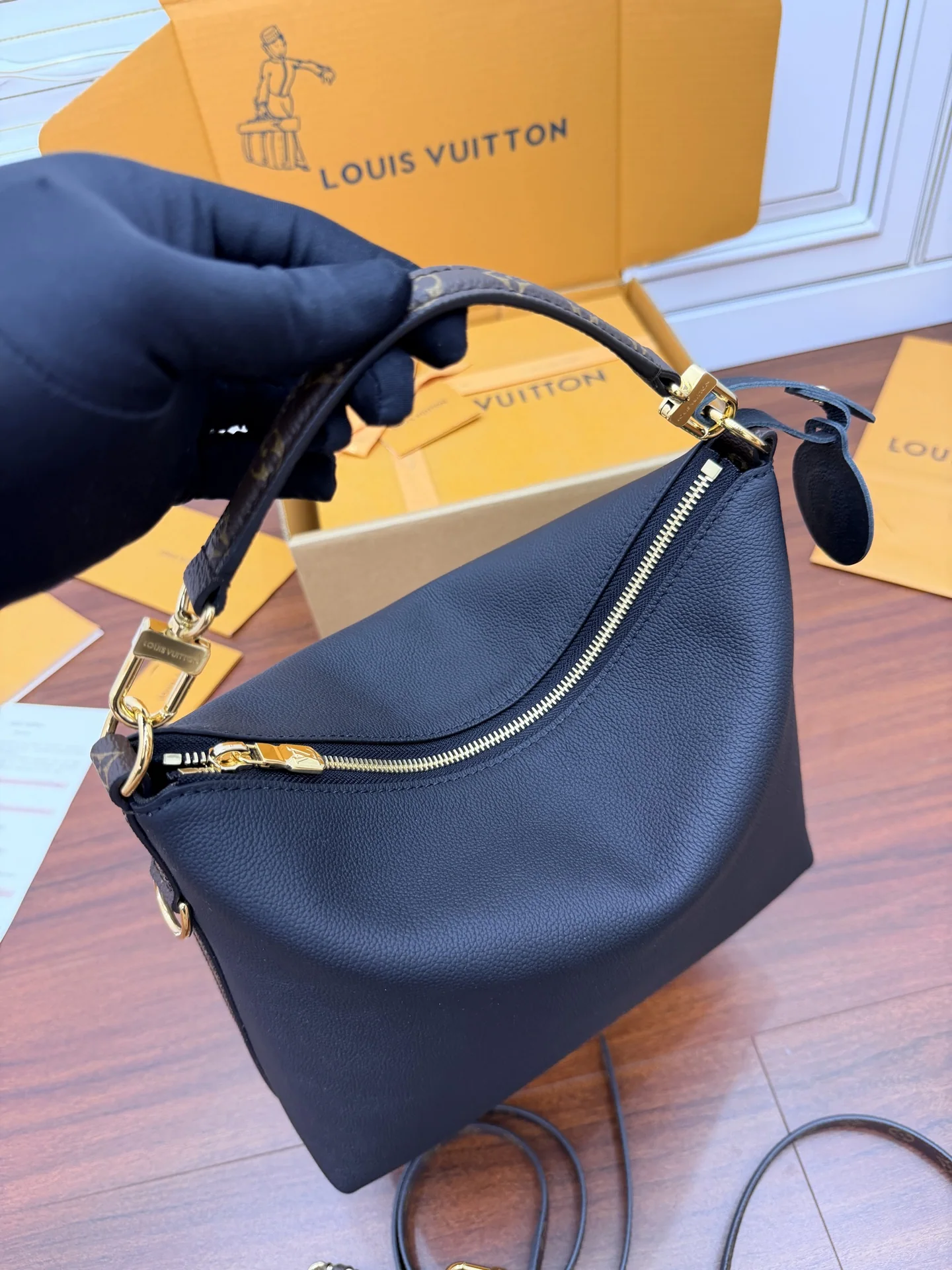 루이비통 M29195 가방 상세 이미지 9