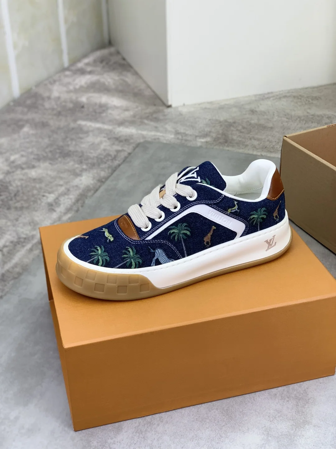 루이비통 스니커즈 상세 이미지 4
