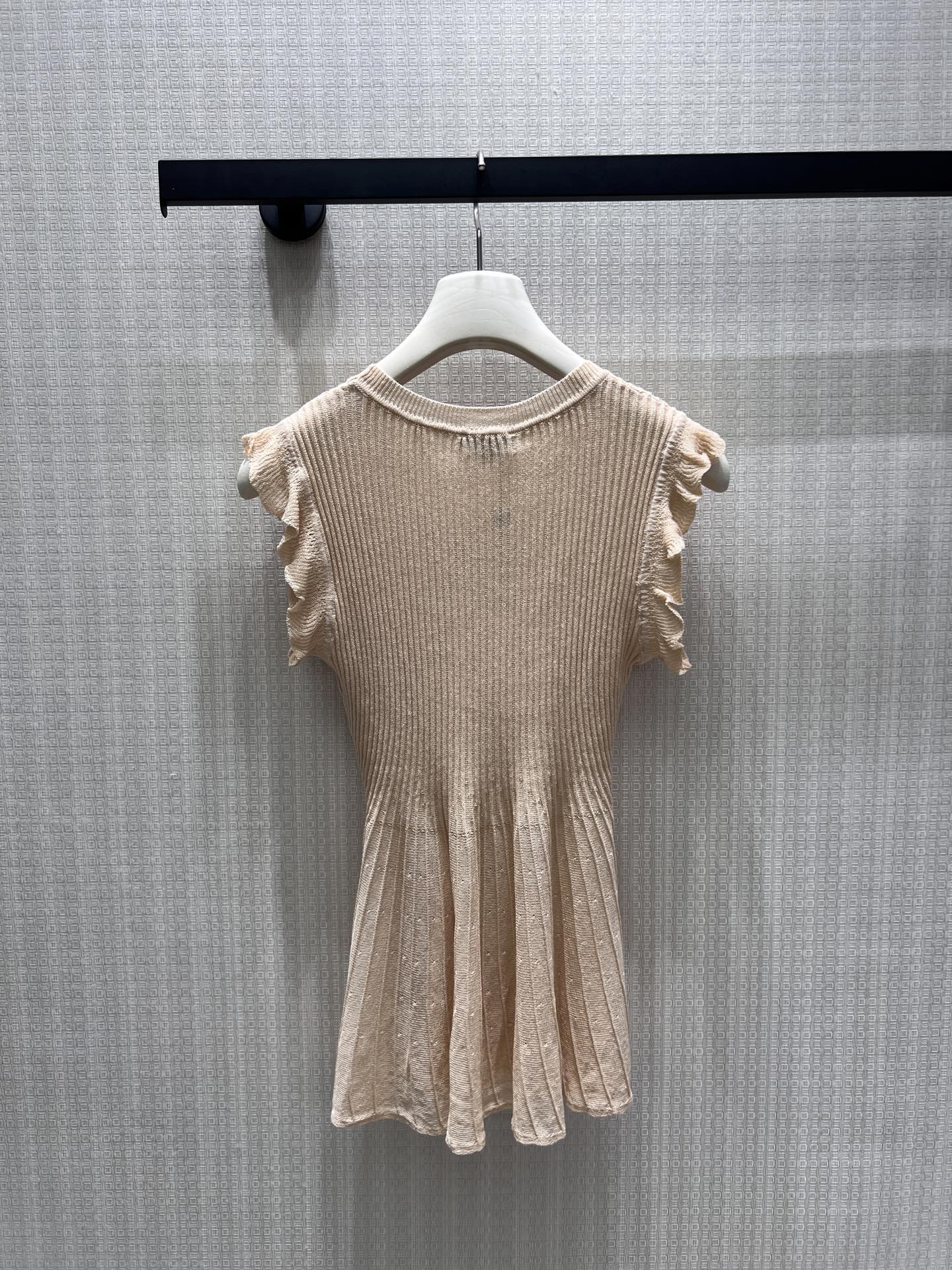 샤넬 프릴 장식 라운드넥 반팔 스웨터 상세 이미지 2