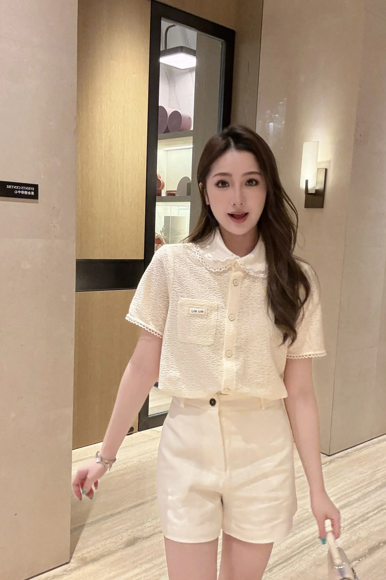 미우미우 피터팬 레이스 카라 반팔 셔츠 상세 이미지 9