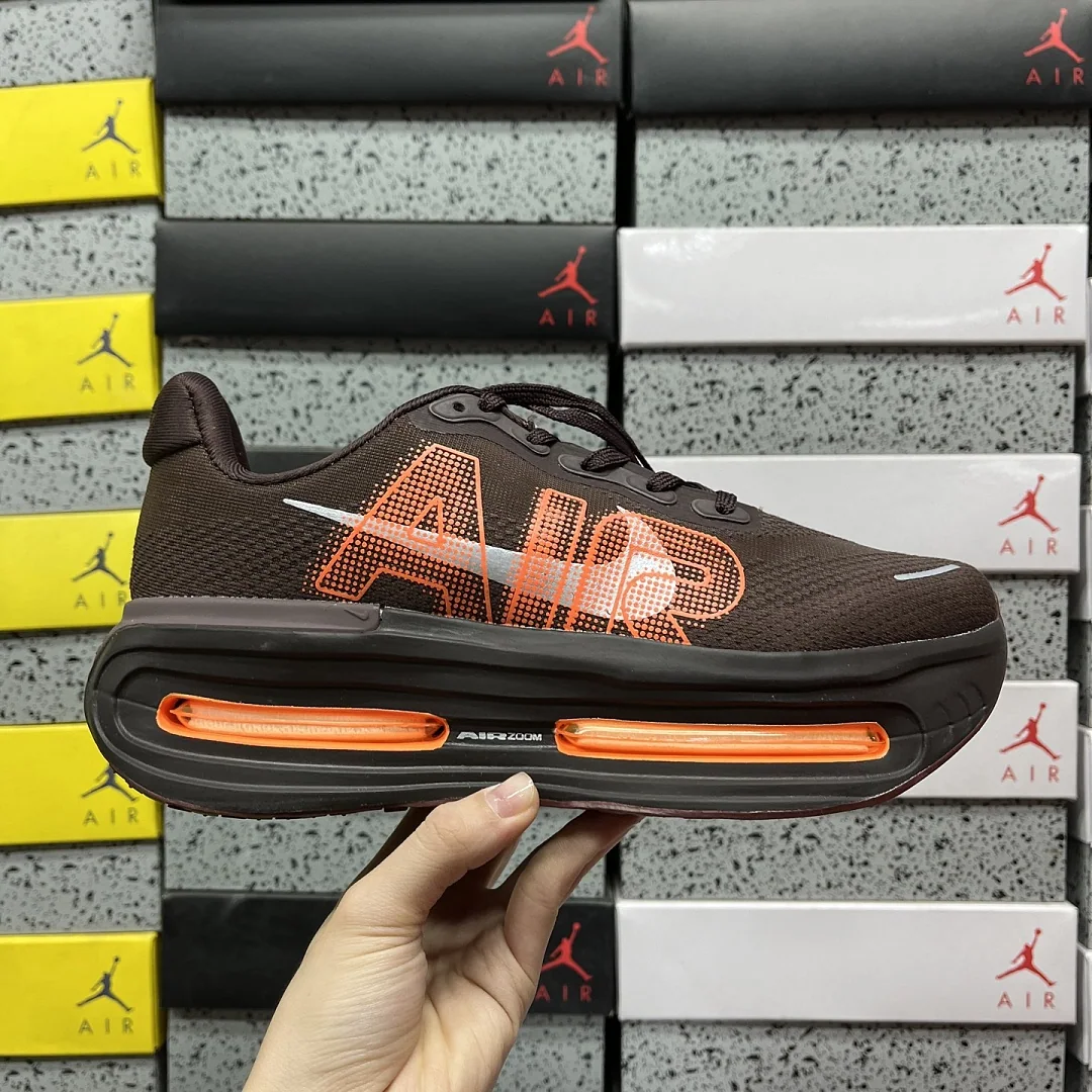 나이키 [CG] 보메로 프리미엄 IQ7314-200 201989 Nike Vomero Premium Renegade 상세 이미지 4