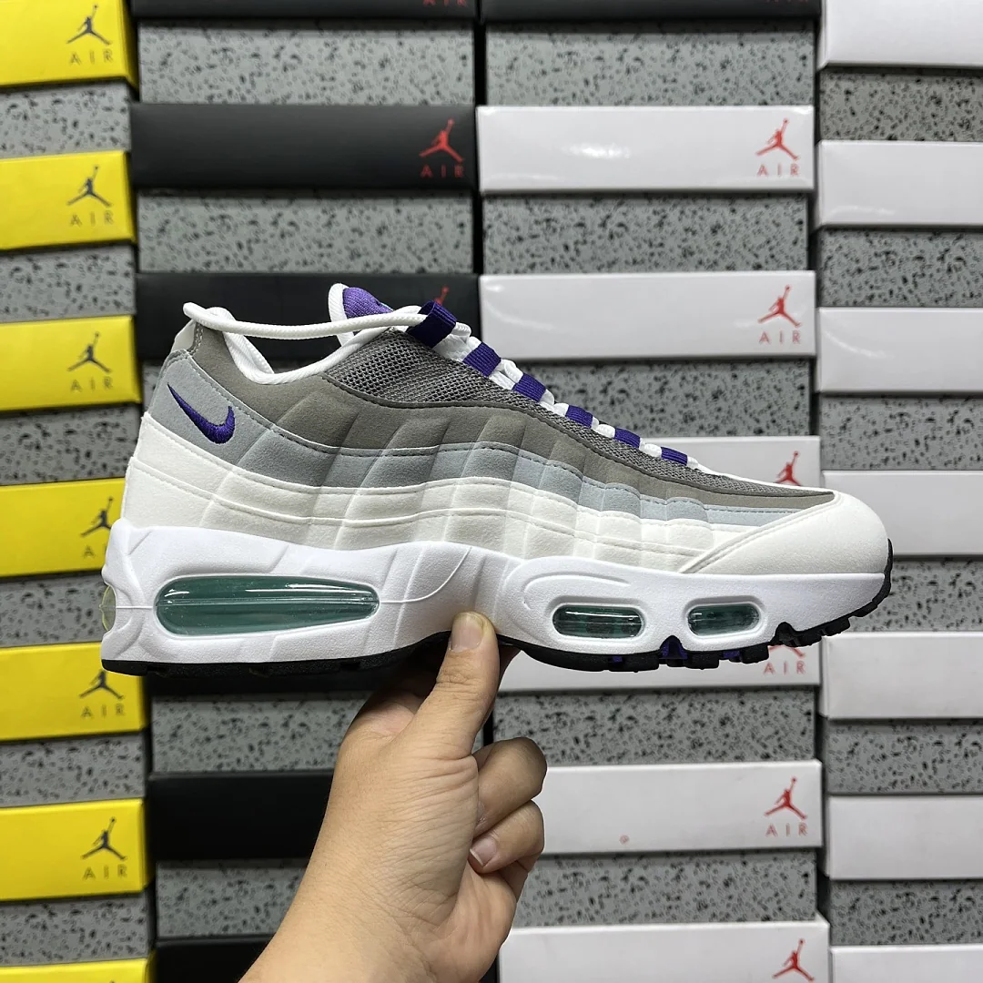 나이키 [KZ2.0] 에어 맥스 95 OG HJ5996-100 201679 Nike Air Max 95 OG Big Bubble Grape 상세 이미지 4