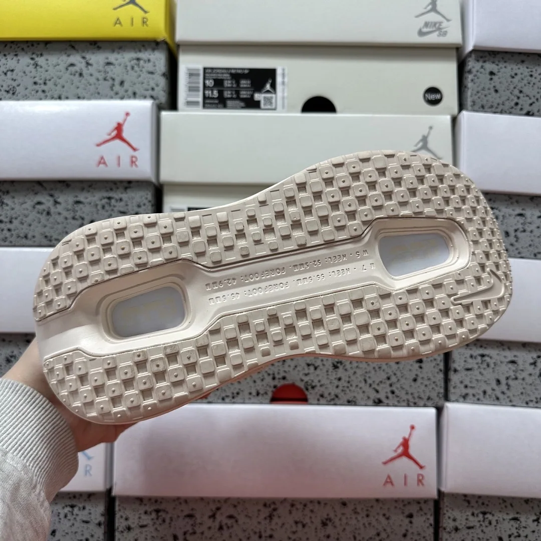 나이키 [5A] 보메로 프리미엄 아이보리 HQ2050-835 201642 Nike Vomero Premium 상세 이미지 6