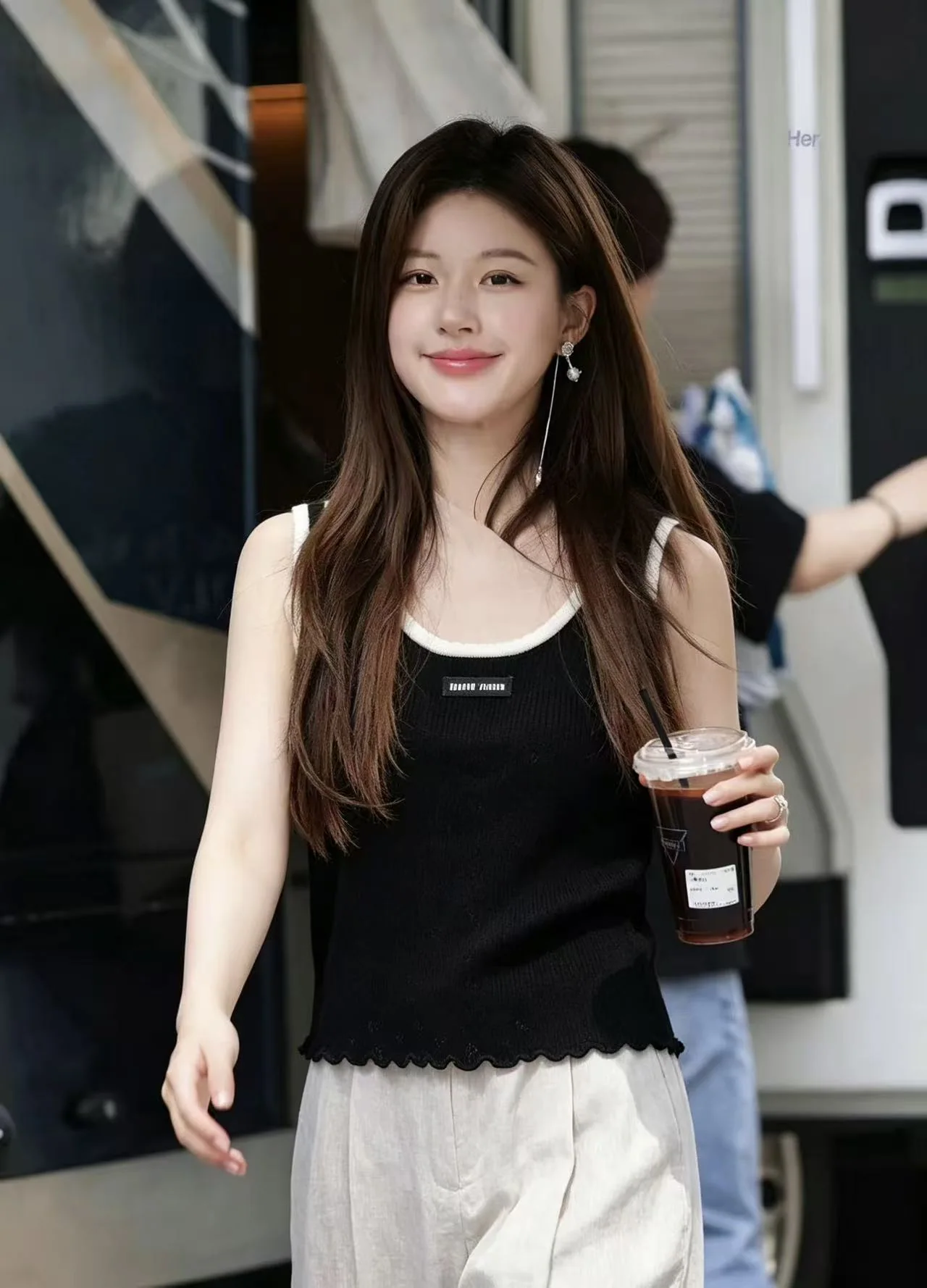 미우미우 레이스 트림 로고 장식 반팔 니트 캐미솔 상세 이미지 1