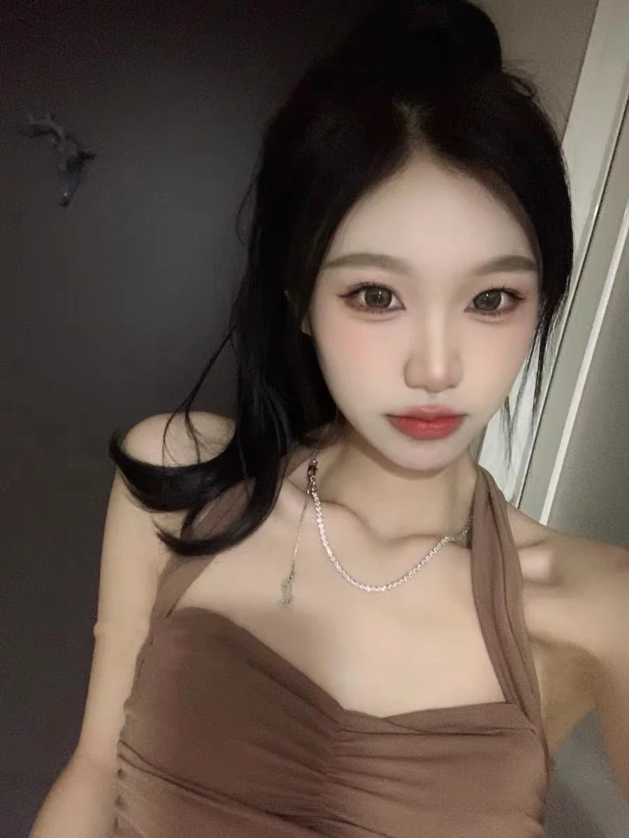 생로랑 레터 황동 목걸이 상세 이미지 2